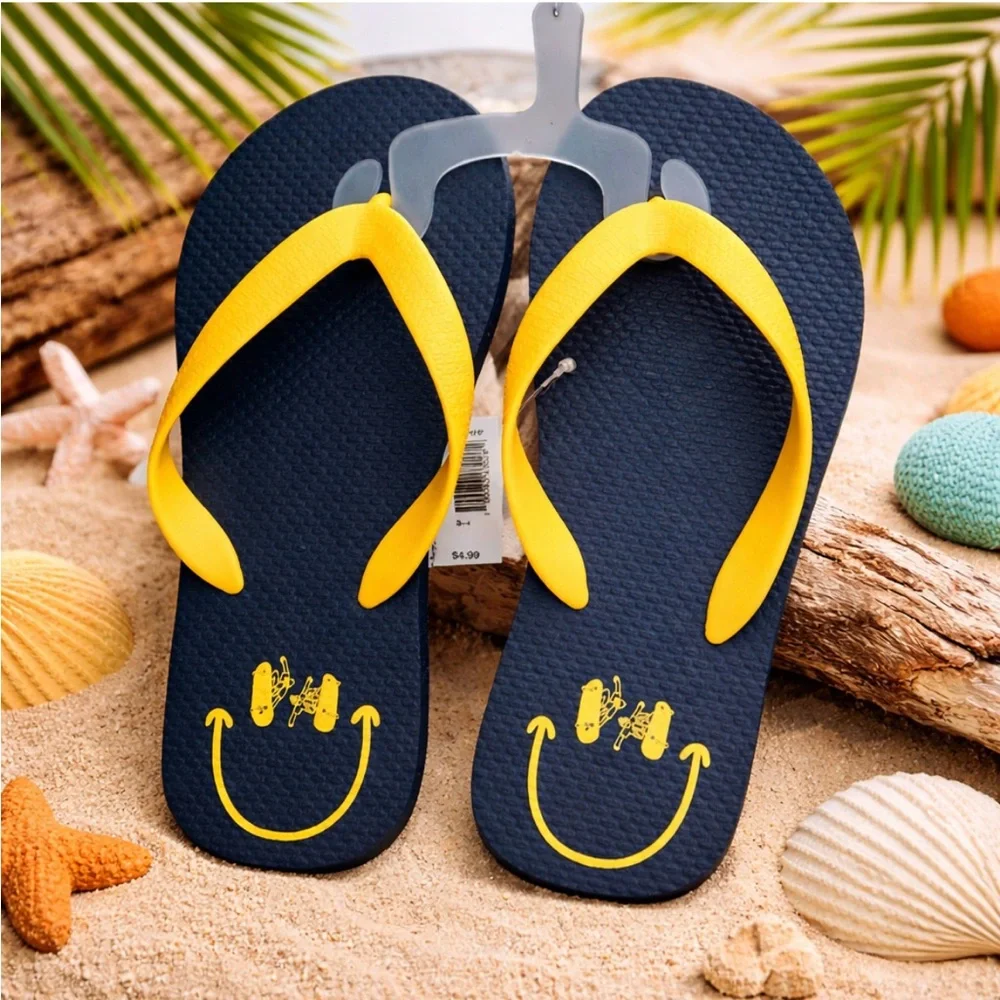 💎$3💎 Old Navy Size 3 Boys Flip Flops Nirvana Vibes